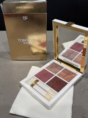 Tom Ford’s NEW  Eyeshadow Quad - 42 Hazy Sensuality, New/Unused